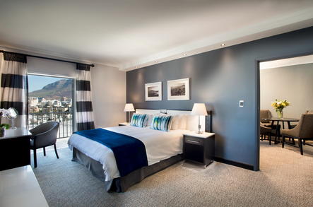 Commodore Hotel - Cape Town Hotels - Accommodation